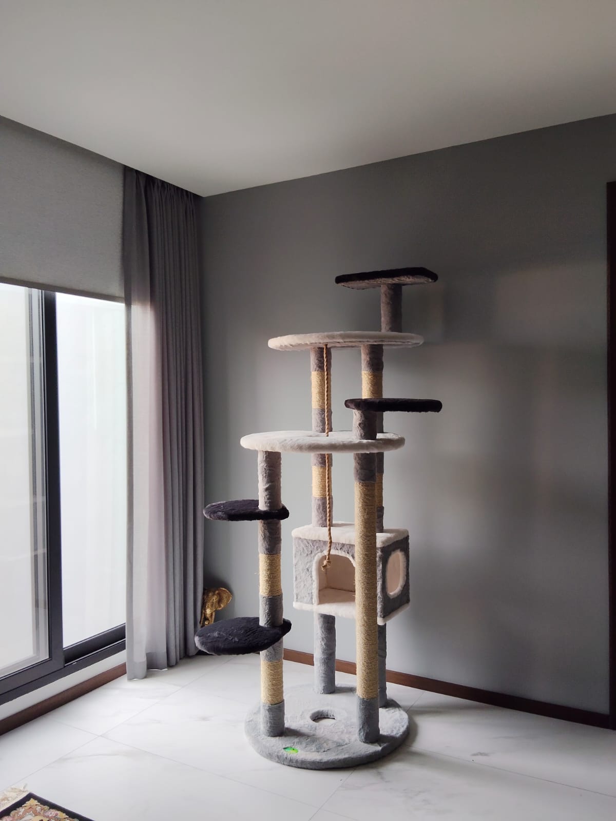 Torre artesanal CATSAS instalada en un hogar